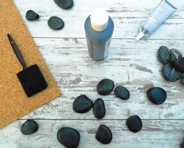 How to Make a Stone Trivet Image
